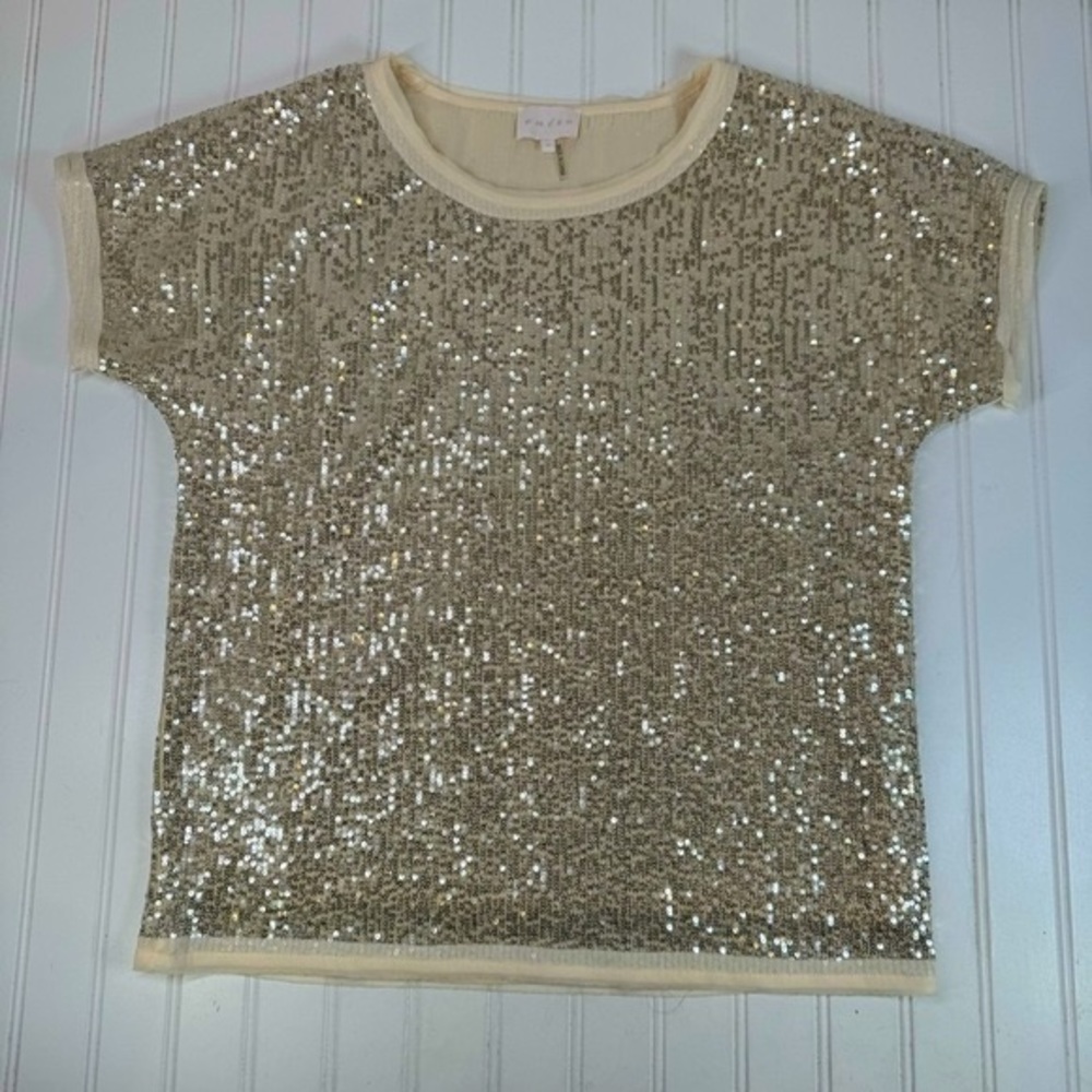 Entro gold sequin short sleeve top